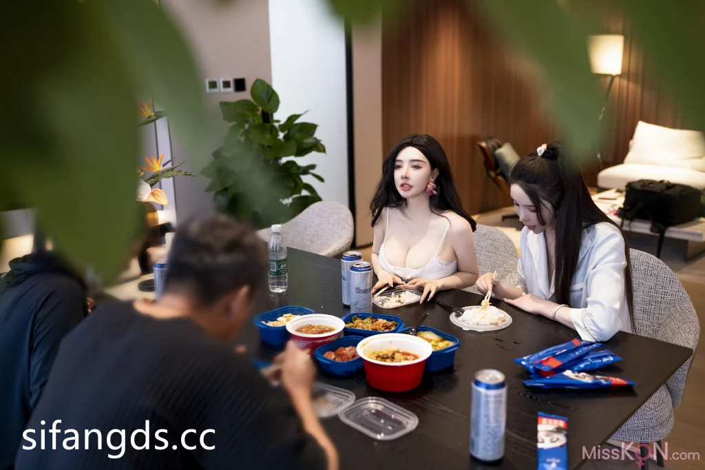 [内购无水印] Li Li Sha (李丽莎) & Pan Jiaojiao (潘娇娇): 拉拉淫妻4P换妻 (91 photos + 9 videos) – Page 3