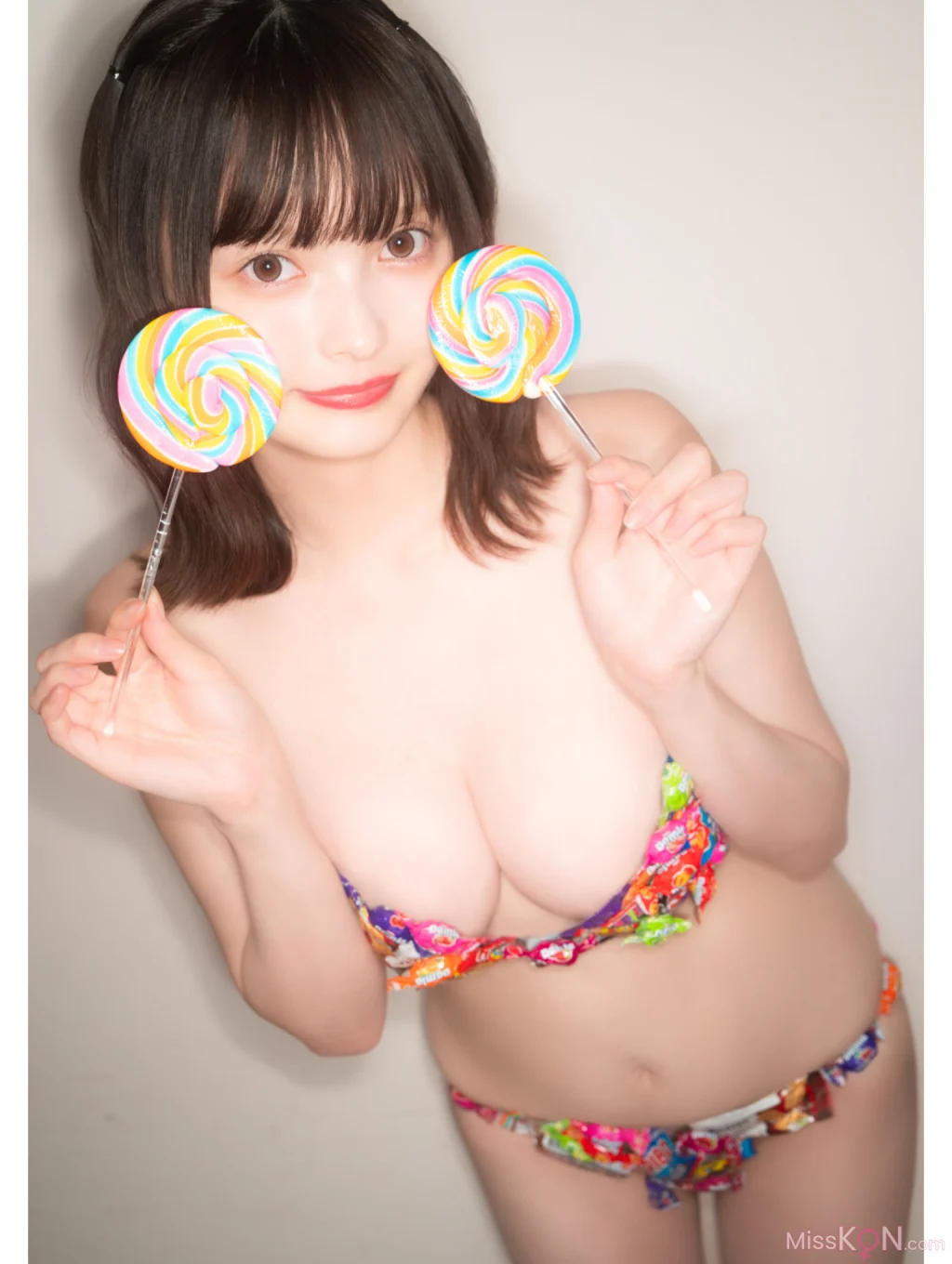 [JP] Suzura (すずら): 写真集「新しい扉、開けてみる？」 (55 photos) – Page 2