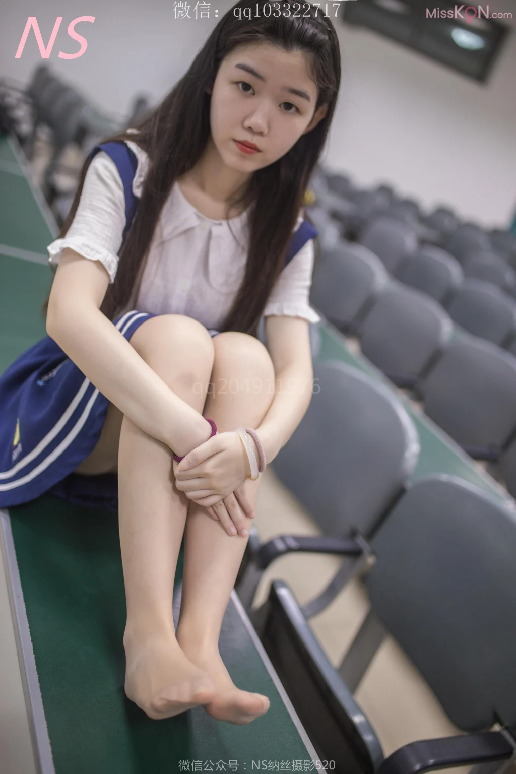 [NS纳丝摄影] No.158: 小纯的纯纯丝袜萌萌 (41 photos)