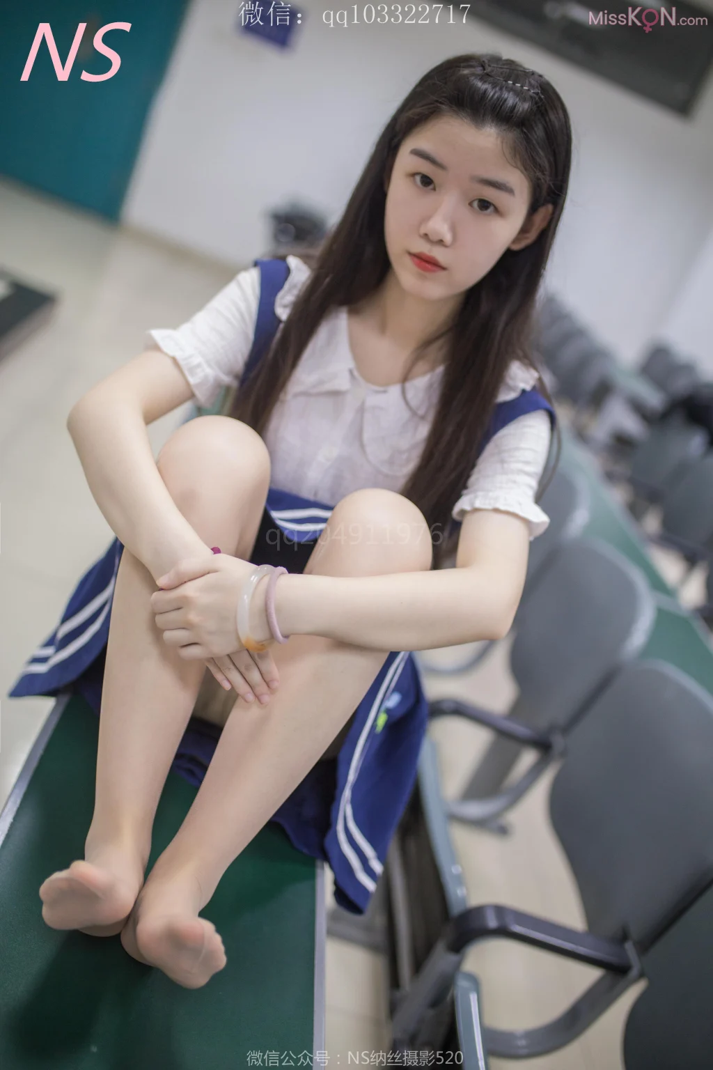 [NS纳丝摄影] No.158: 小纯的纯纯丝袜萌萌 (41 photos)