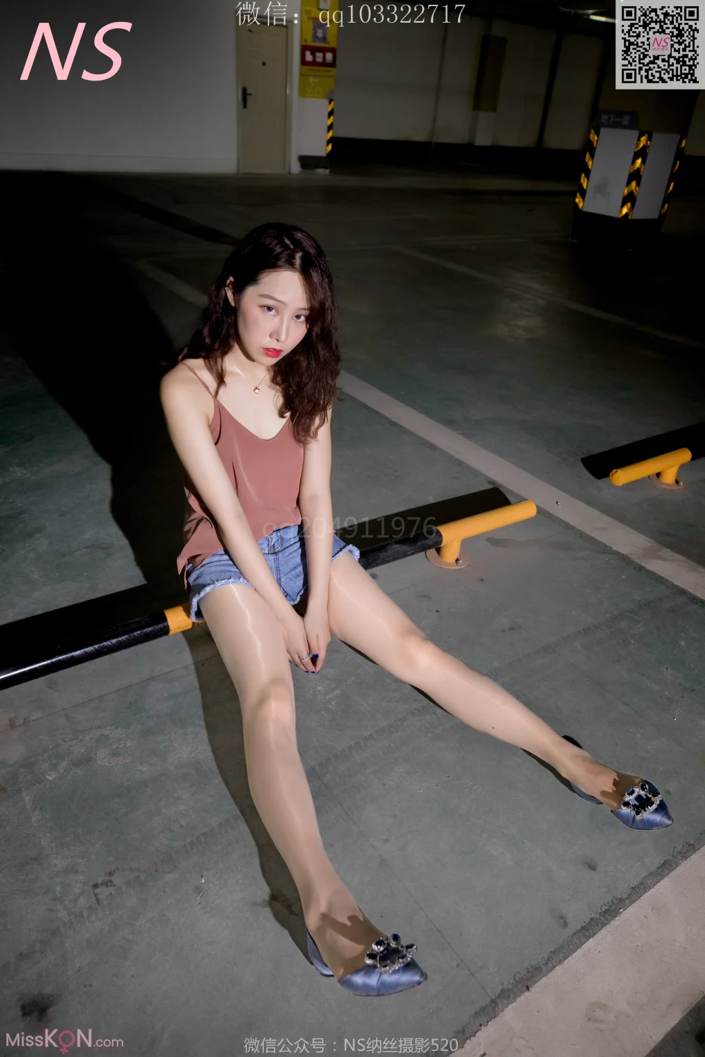 [NS纳丝摄影] No.160: 小朱茵 地下车库的丝袜美腿女郎 (64 photos + 1 video) – Page 2