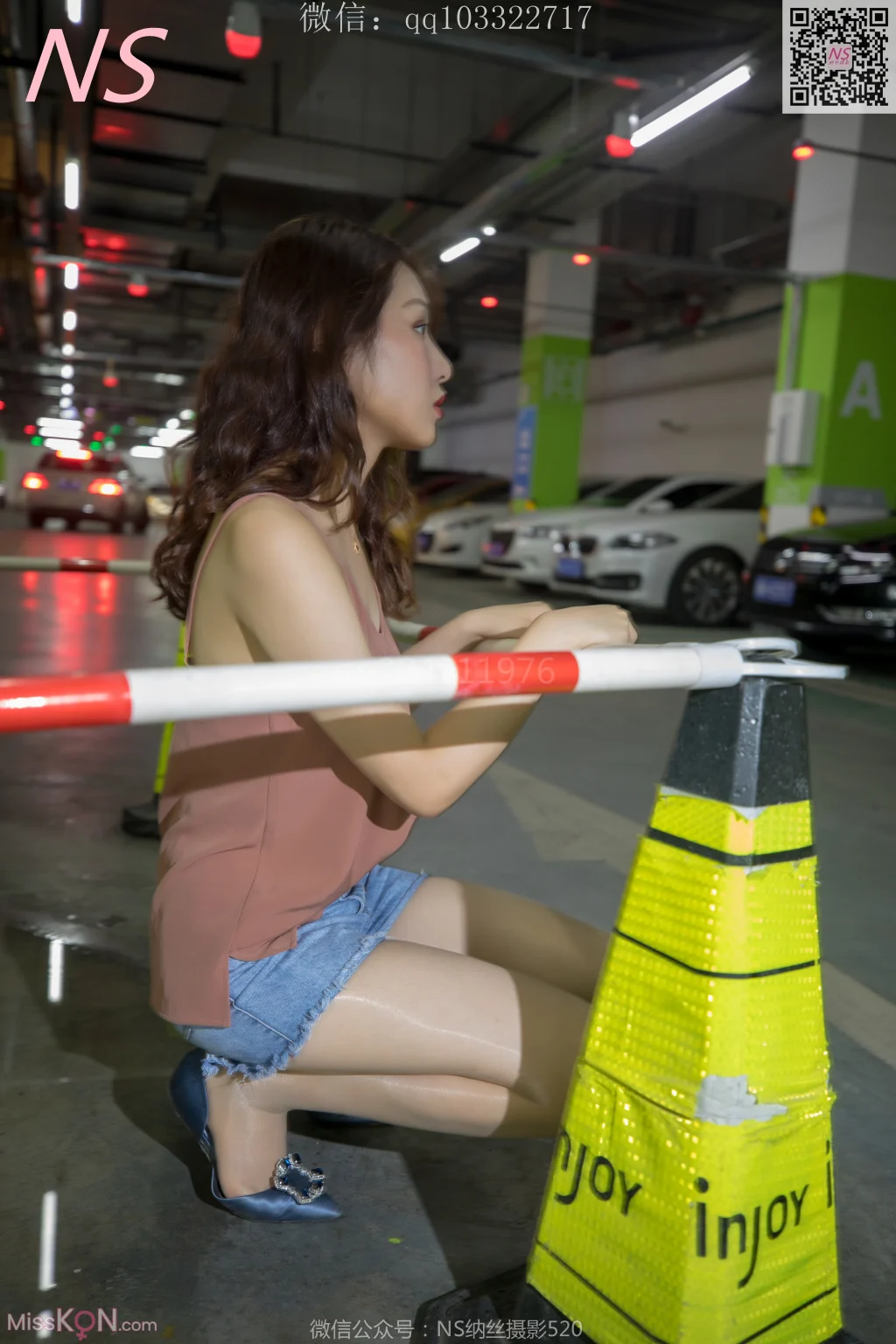 [NS纳丝摄影] No.160: 小朱茵 地下车库的丝袜美腿女郎 (64 photos + 1 video) – Page 2