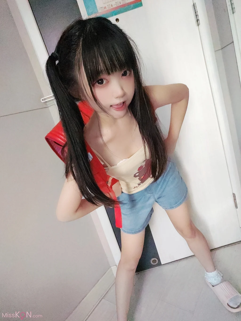 Coser@神沢永莉: 放学后也是好学生 (44 photos + 1 video)