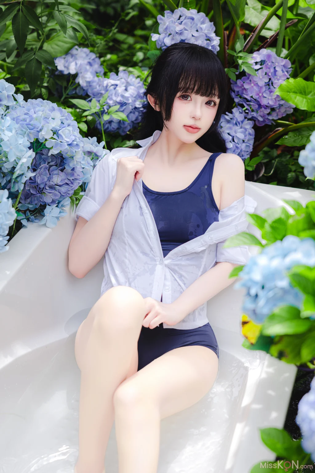 Coser@日奈娇: 死库水 (130 photos)