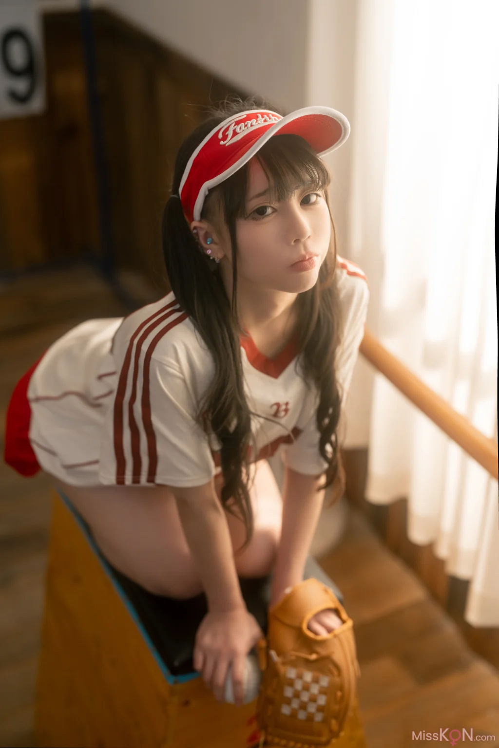 Coser@铁手叫兽: 饱饱 运动服 (37 photos)