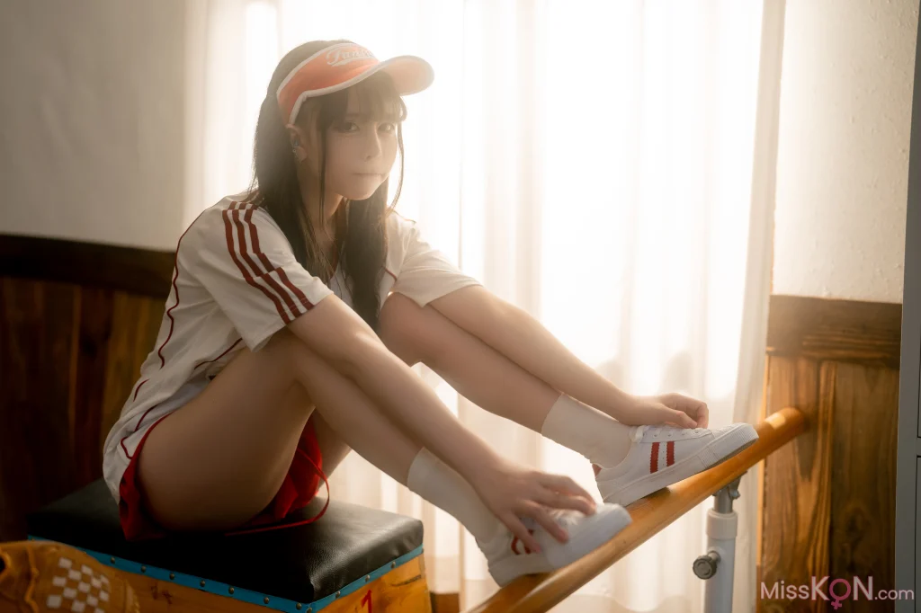 Coser@铁手叫兽: 饱饱 运动服 (37 photos)