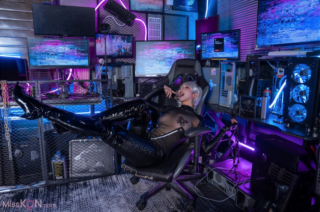 Coser@云溪溪 (Yunx1x1): 猫影 (90 photos + 1 video)