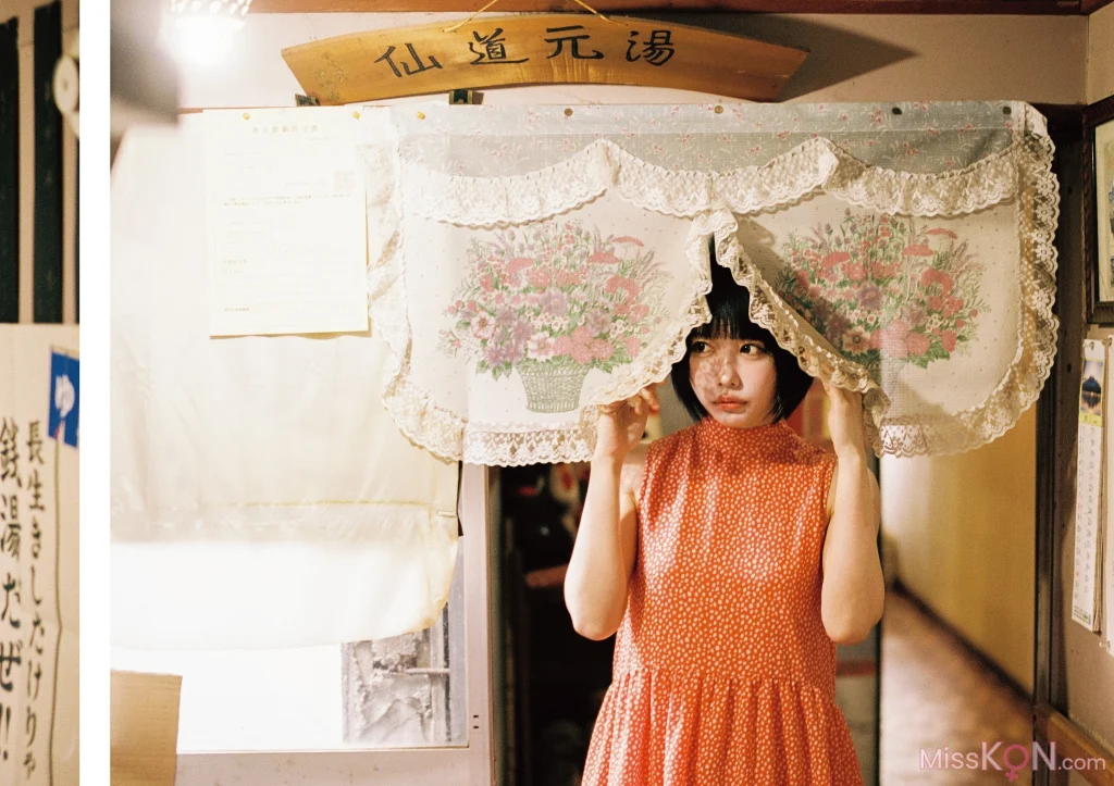 [JP] Ano (あの): 写真集 あの在処 (187 photos)