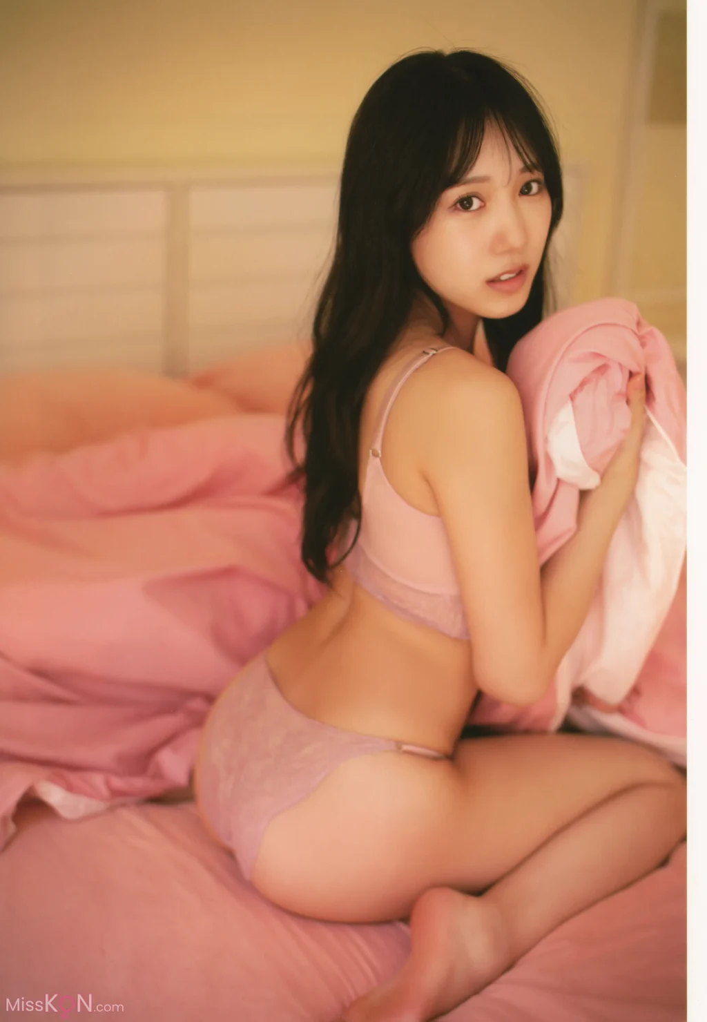 [JP] Yokono Sumire (横野すみれ): フォトブック Sumire Graph #6 (85 photos)