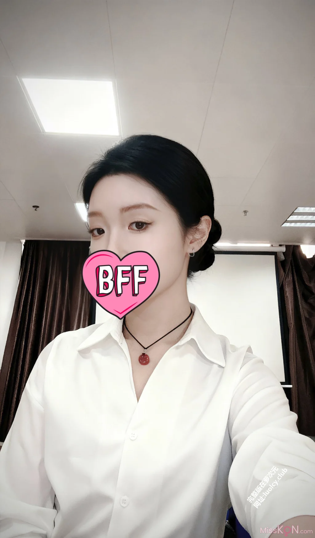 [OtherXXX] baby77888(淋雨了吗): 288门槛 视图合集 (44 photos + 45 videos)