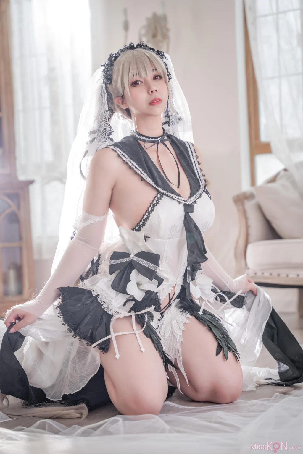 Coser@魅瞳Meroko: 可畏 梳妆的 大小姐 (41 photos)