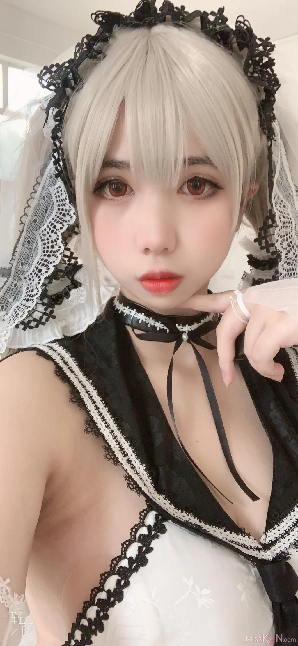 Coser@魅瞳Meroko: 可畏 梳妆的 大小姐 (41 photos)