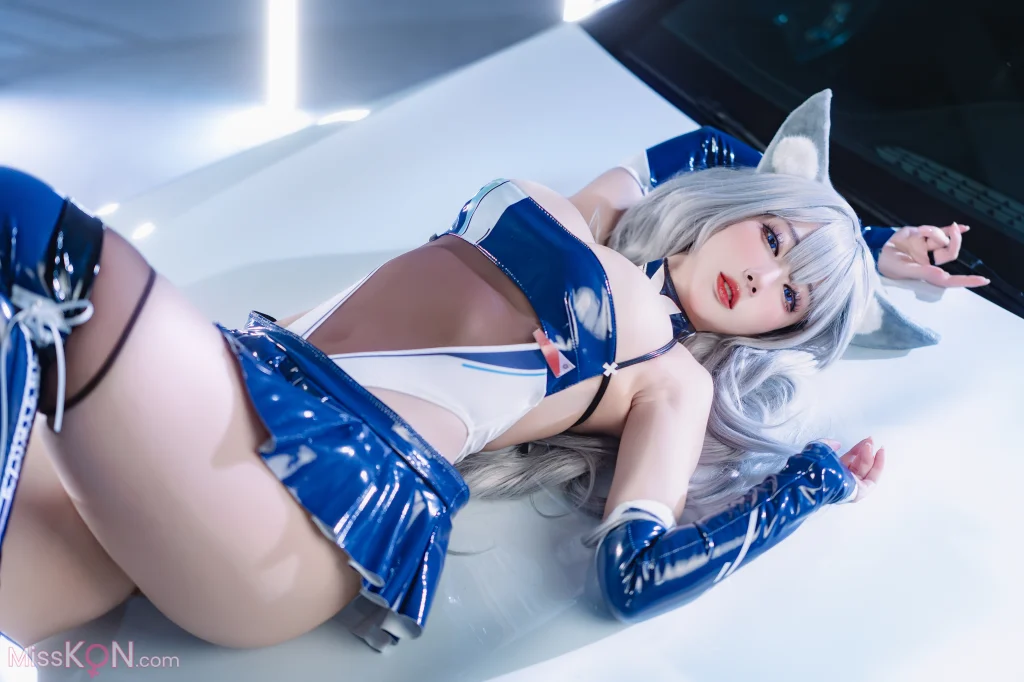 Coser@宫本桜: 碧蓝航线 信浓 轰鸣的银轮 (20 photos)