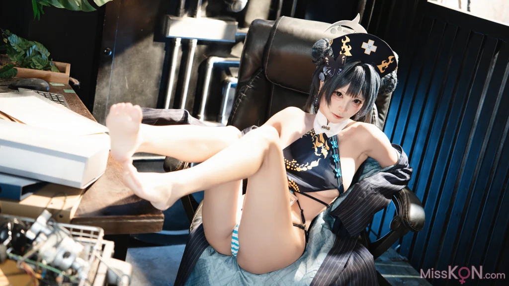 Coser@三無人型: 蔚蓝档案 妃咲 (72 photos)