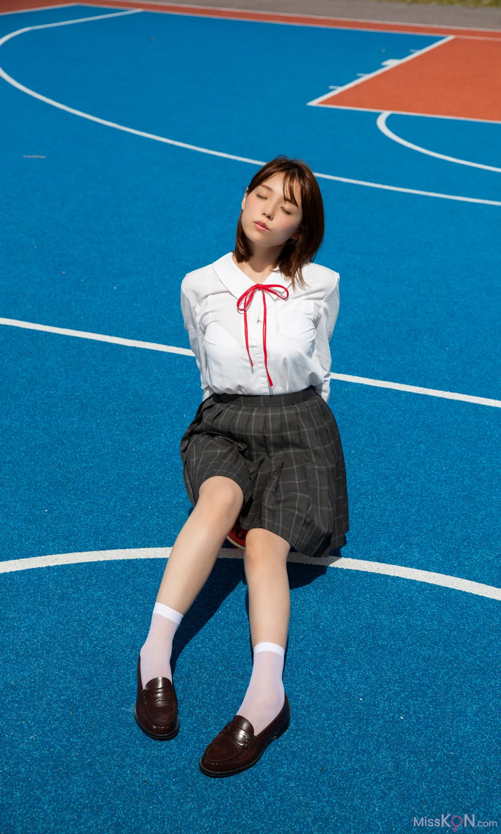 [JP] Ai Shinozaki (篠崎愛): 【デジタル限定 週プレ PHOTO BOOK】セレクト写真集「バラエティHコスプレ」 (46 photos + 1 video) – Page 2