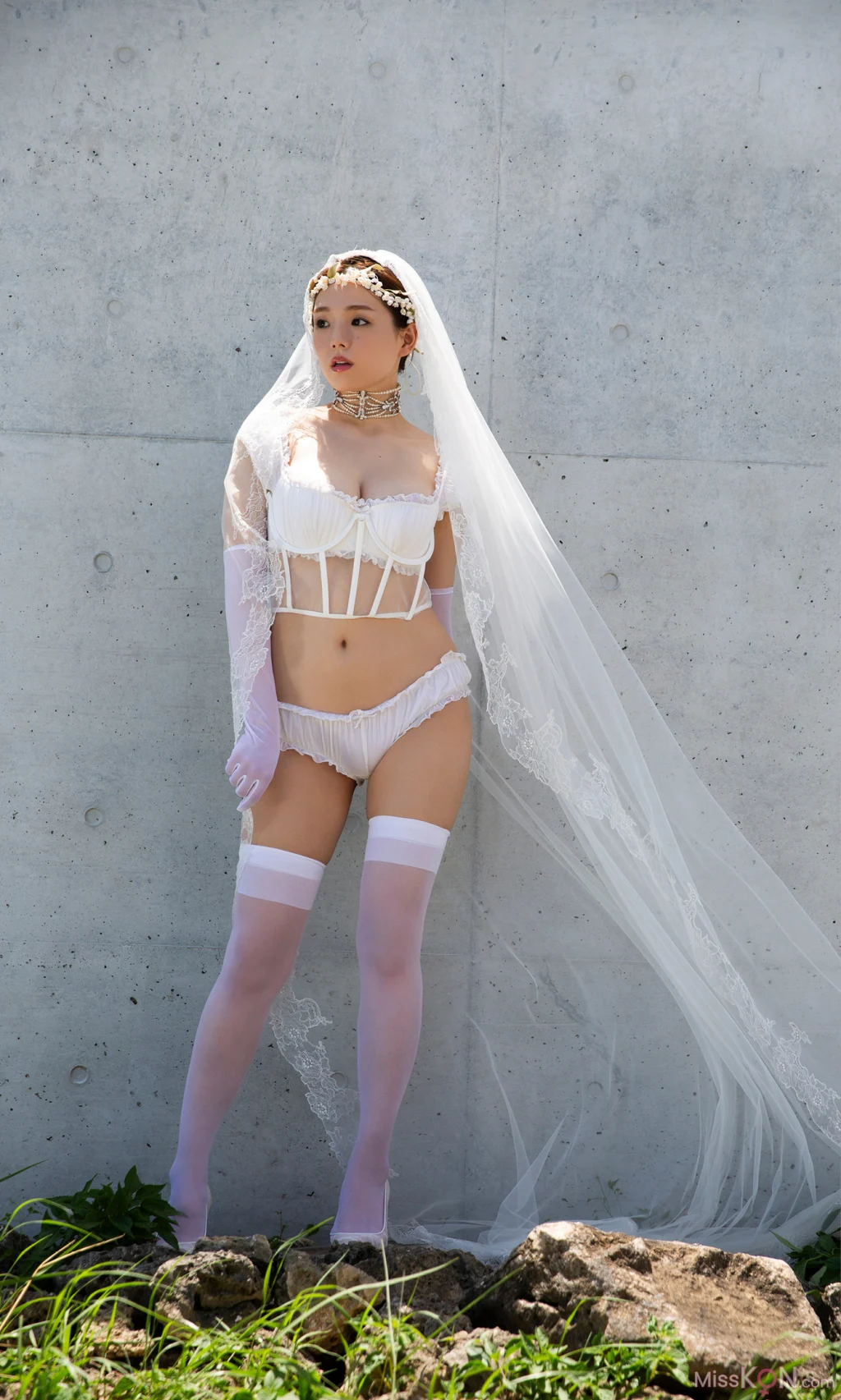 [JP] Ai Shinozaki (篠崎愛): 【デジタル限定 週プレ PHOTO BOOK】セレクト写真集「バラエティHコスプレ」 (46 photos + 1 video) – Page 2