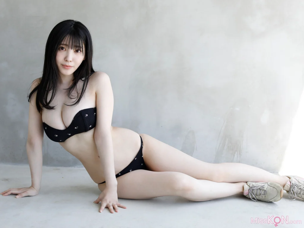 [JP] Yuuri Rukawa (紫藤るい): 【増量版 全50P】ヤンマガアザーっす！〈ＹＭ２０２４年２９号未公開カット〉 ヤンマガデジタル写真集 (60 photos)