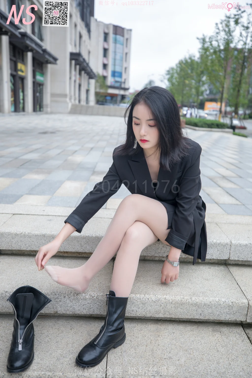 [NS纳丝摄影] No.165: 忆霜特殊的美妙长靴丝袜 (64 photos + 1 video)