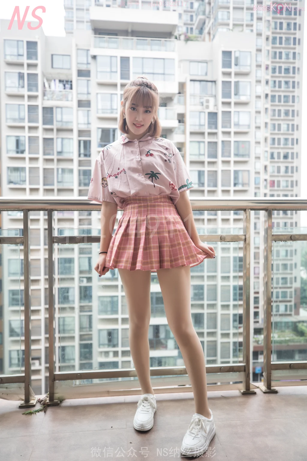 [NS纳丝摄影] No.168: 琴子 来我家里啦 丝袜好特殊的 (117 photos + 1 video)