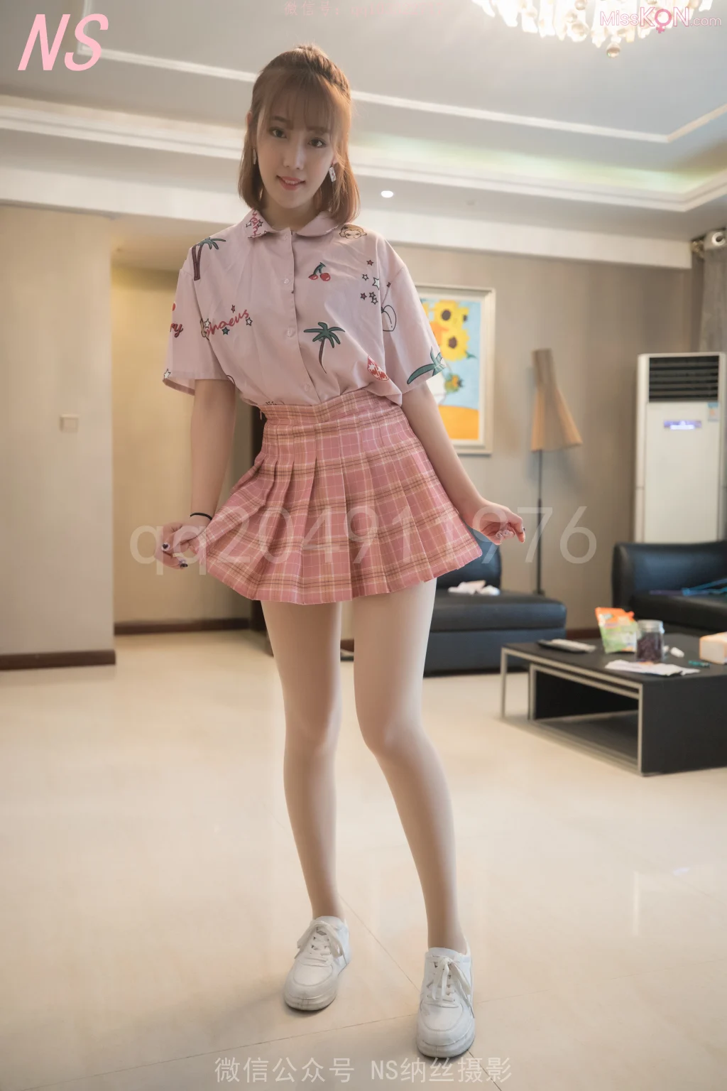 [NS纳丝摄影] No.168: 琴子 来我家里啦 丝袜好特殊的 (117 photos + 1 video) – Page 2