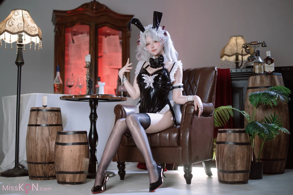 Coser@屿鱼: 欧根亲王 兔女郎 (81 photos)