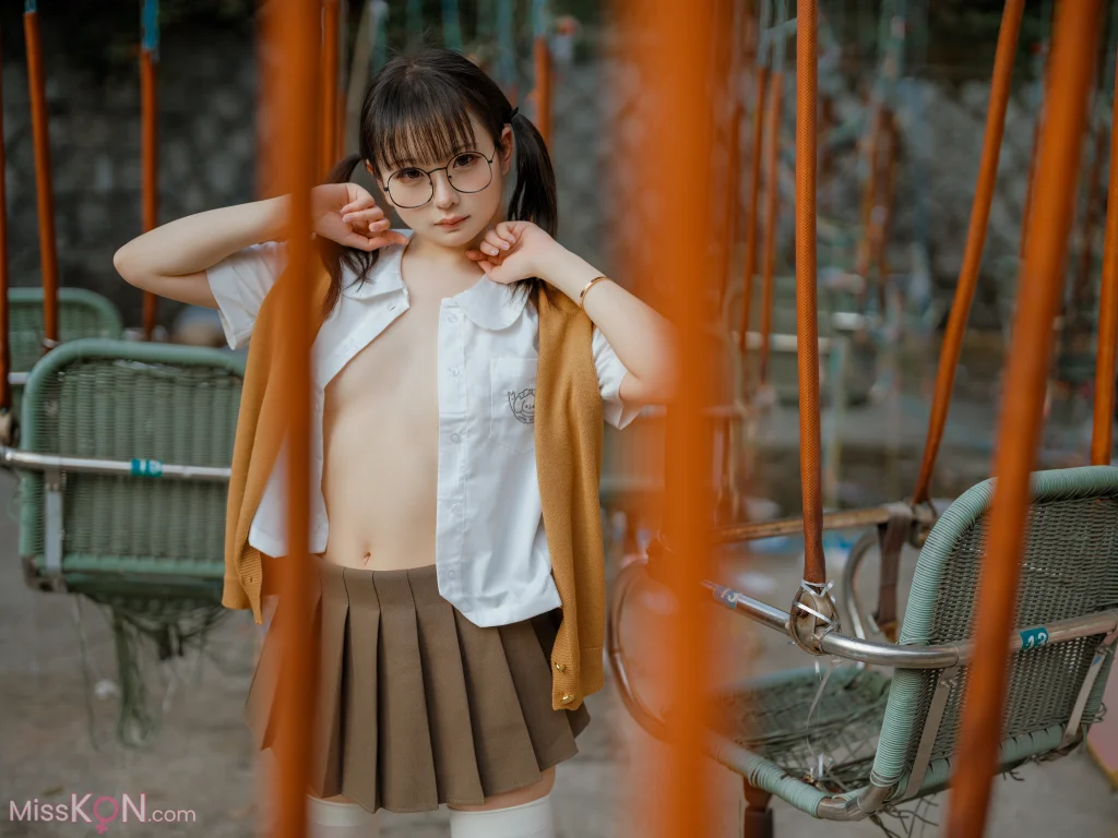 Coser@幼水铃衣: 迷失的生命 (61 photos + 1 video)