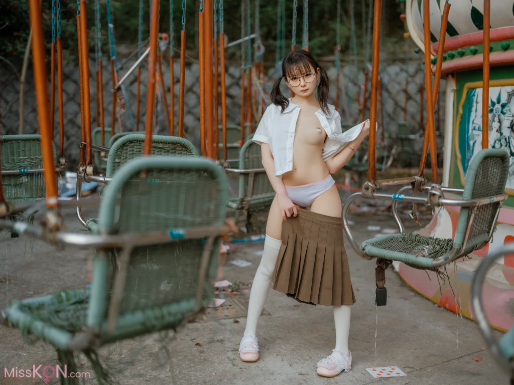 Coser@幼水铃衣: 迷失的生命 (61 photos + 1 video)