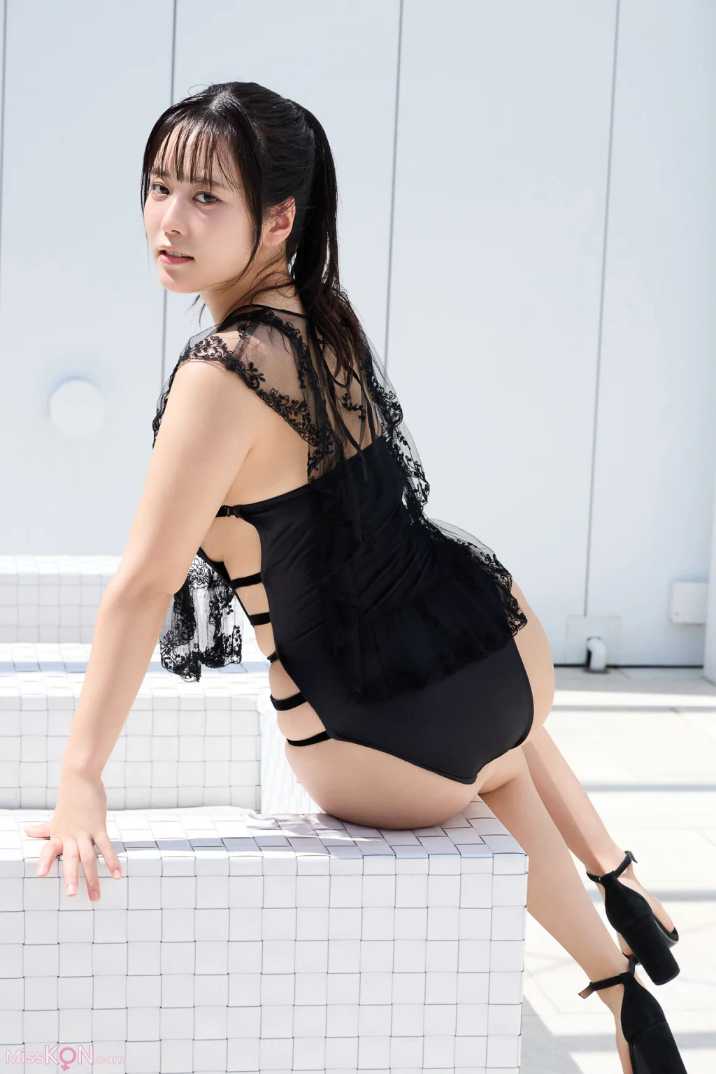 [JP] Shinonome Umi (東雲うみ): FRIDAYデジタル写真集 いつでもいっしょ！ (62 photos)