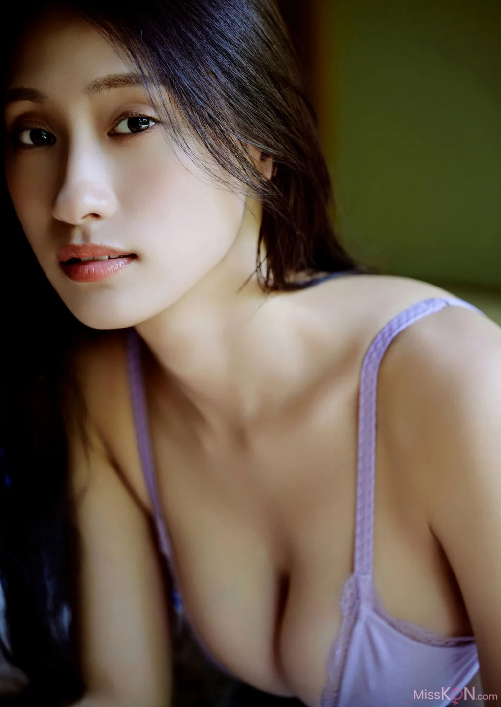 [JP] Sumida Ayano (澄田綾乃): 【デジタル限定】 写真集 『 アイスキャンディーが溶けるまで 』 (82 photos)
