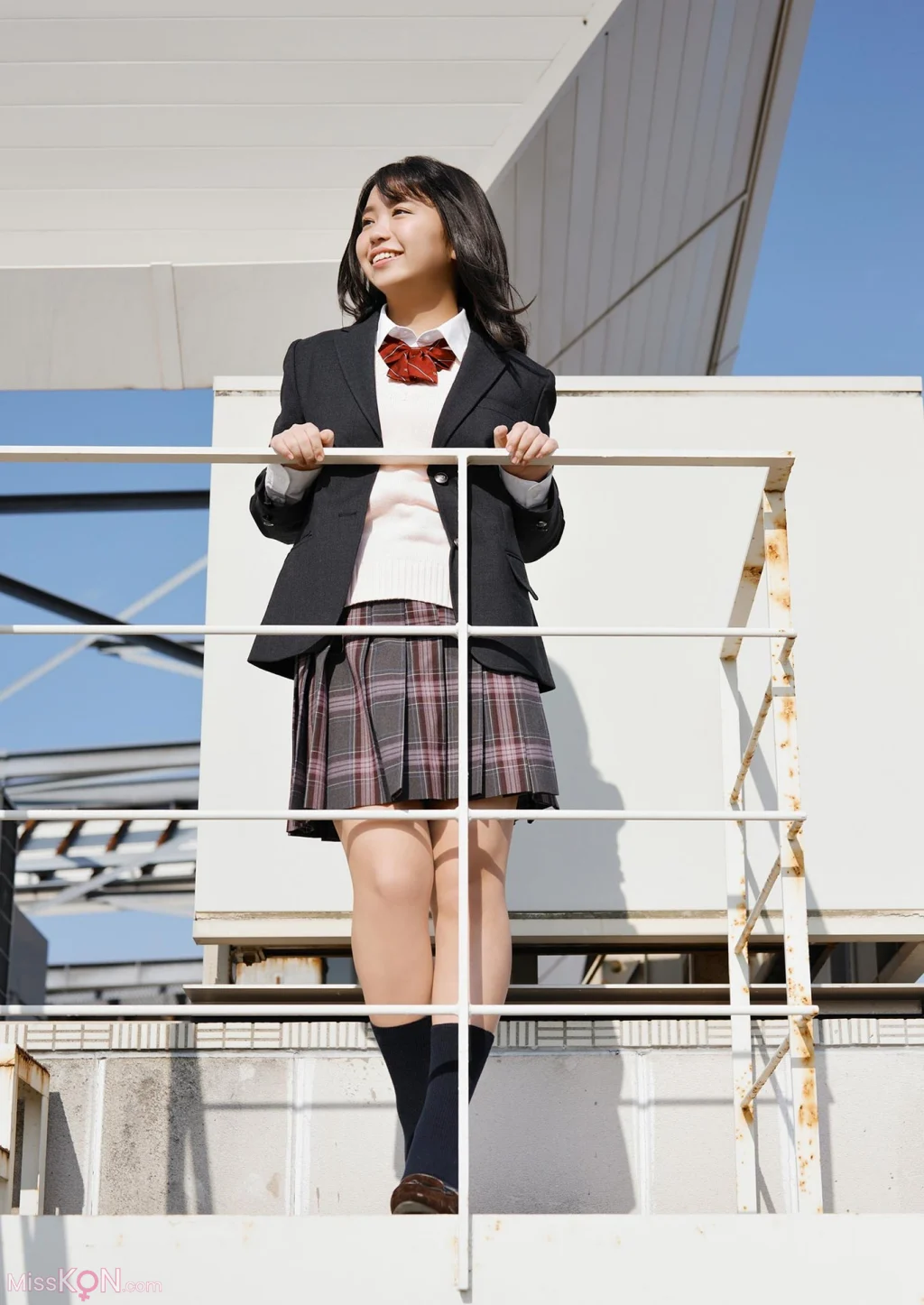 [JP] Yuno Ohara (大原優乃): スペリオールデジタル写真集 大原優乃×都立水商！ Day ＆ Night (47 photos)