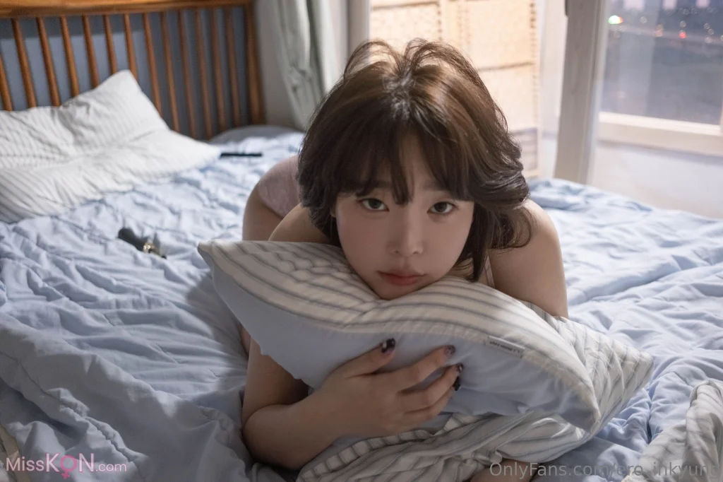 Kang In-kyung (강인경): Pink Bikini (59 photos + 1 video) – Page 3