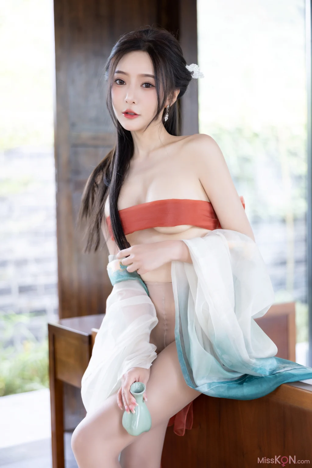 [内购无水印] 王馨瑶Yanni: 绿色古装 瀑布 (112 photos) – Page 2
