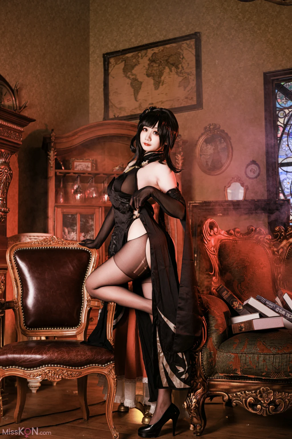 Coser@阿雪雪: 镇海旗袍 (87 photos)
