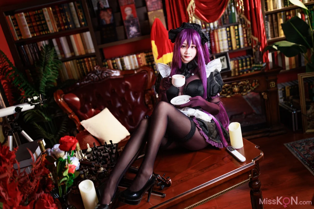 Coser@阿雪雪: 师匠女仆 (42 photos)