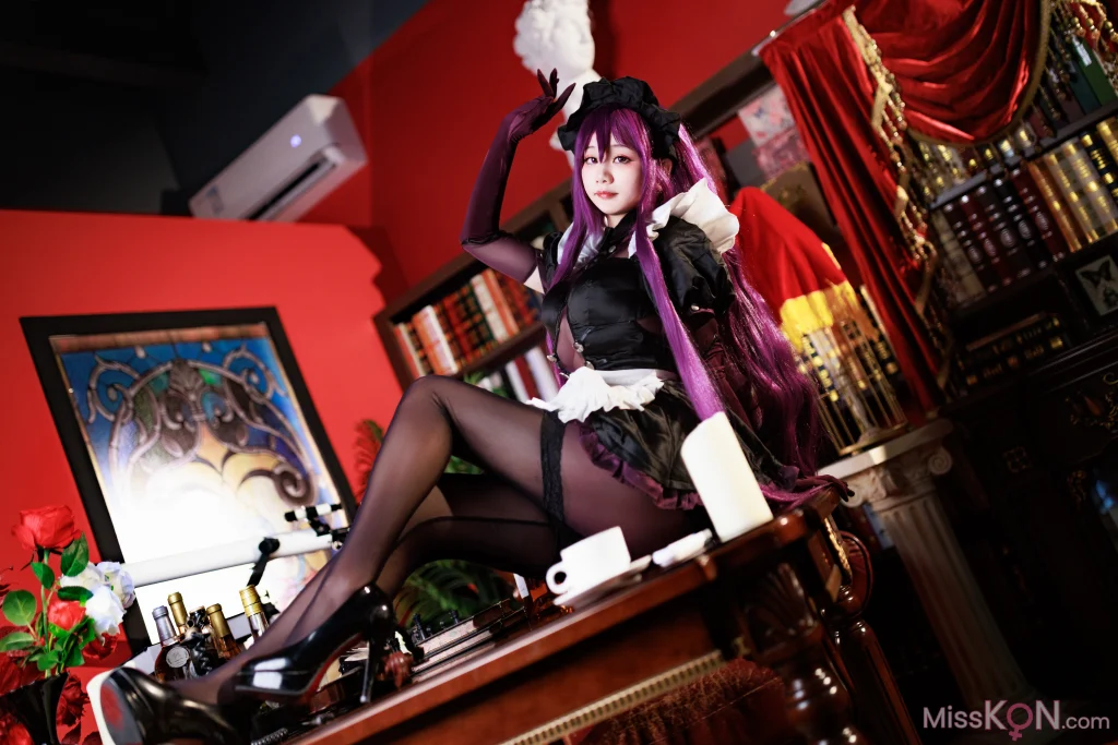 Coser@阿雪雪: 师匠女仆 (42 photos)
