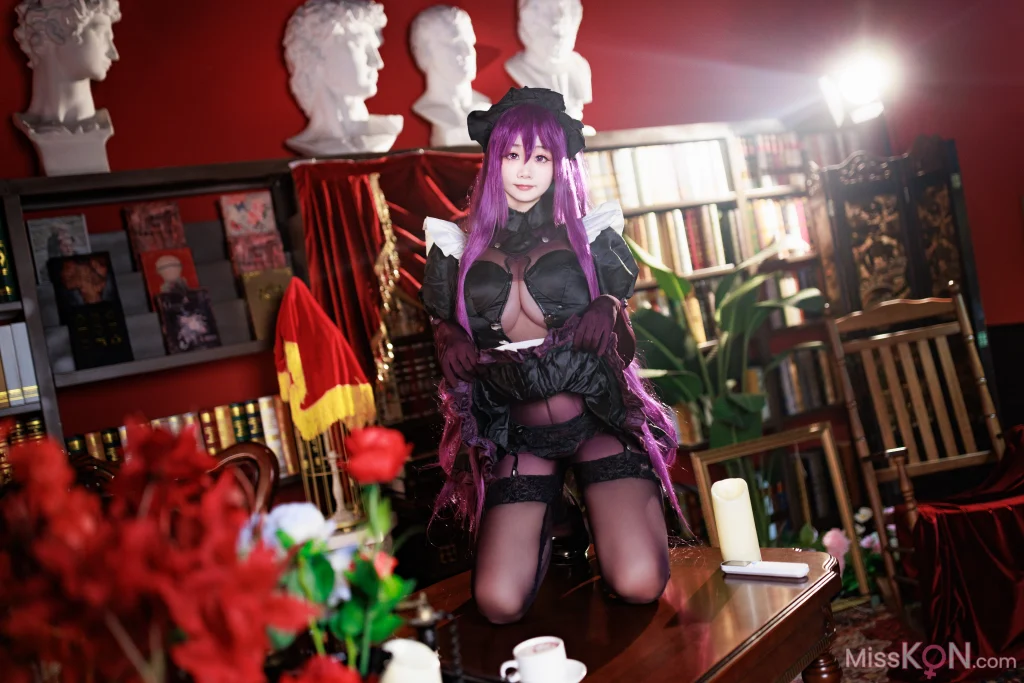 Coser@阿雪雪: 师匠女仆 (42 photos)