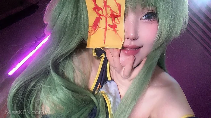 Coser@芝心蛋奶烧: 小僵尸 (314 photos + 8 videos)