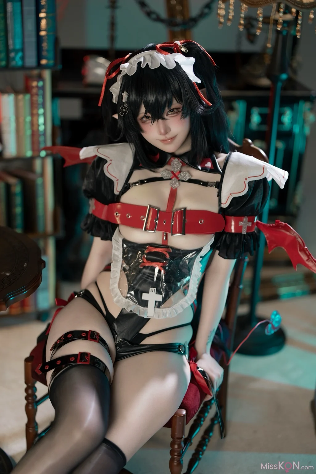 Coser@屿鱼: 扎娜 恶魔女仆同人 (61 photos)