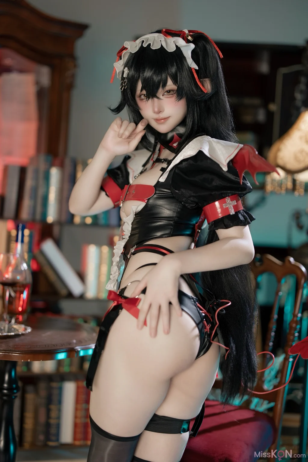 Coser@屿鱼: 扎娜 恶魔女仆同人 (61 photos)