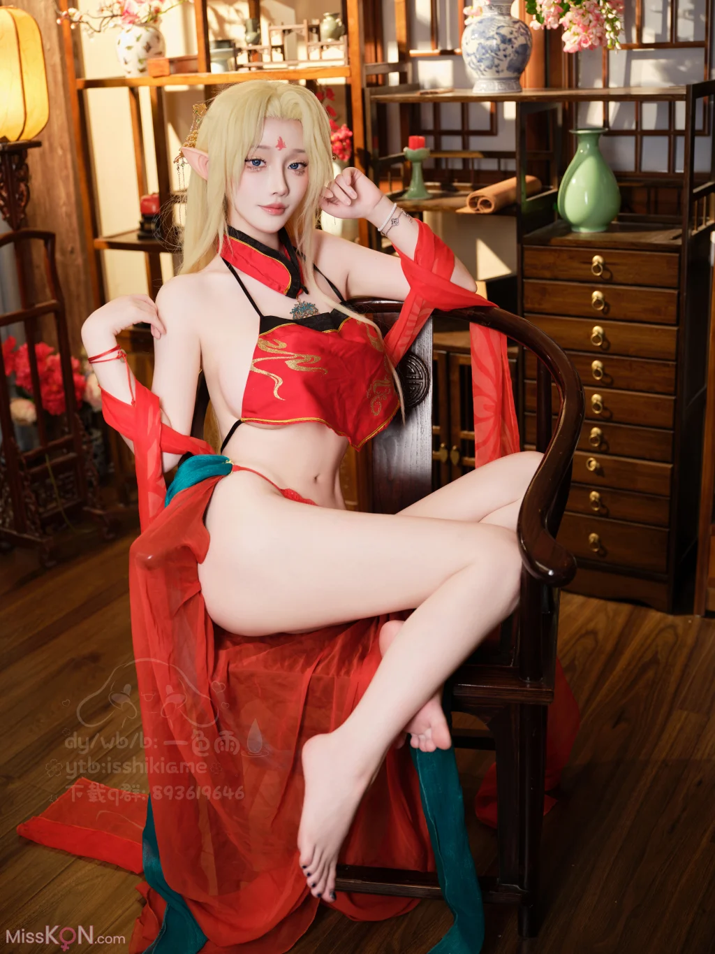 Coser@一色雨: 碧蓝航线 布雷斯特 (50 photos)