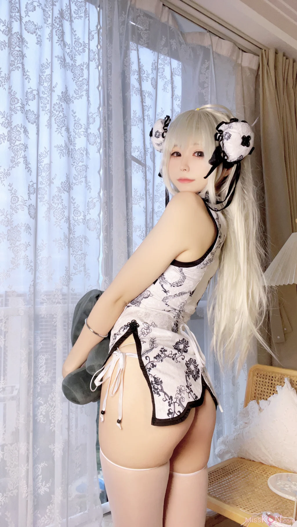 Coser@Quan冉有点饿: 缘之空 穹妹旗袍自拍 (27 photos)