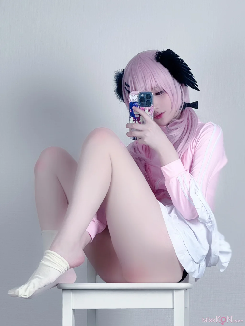 Coser@幼愛Youmeko: 蔚蓝档案 下江小春 体操服 (26 photos)