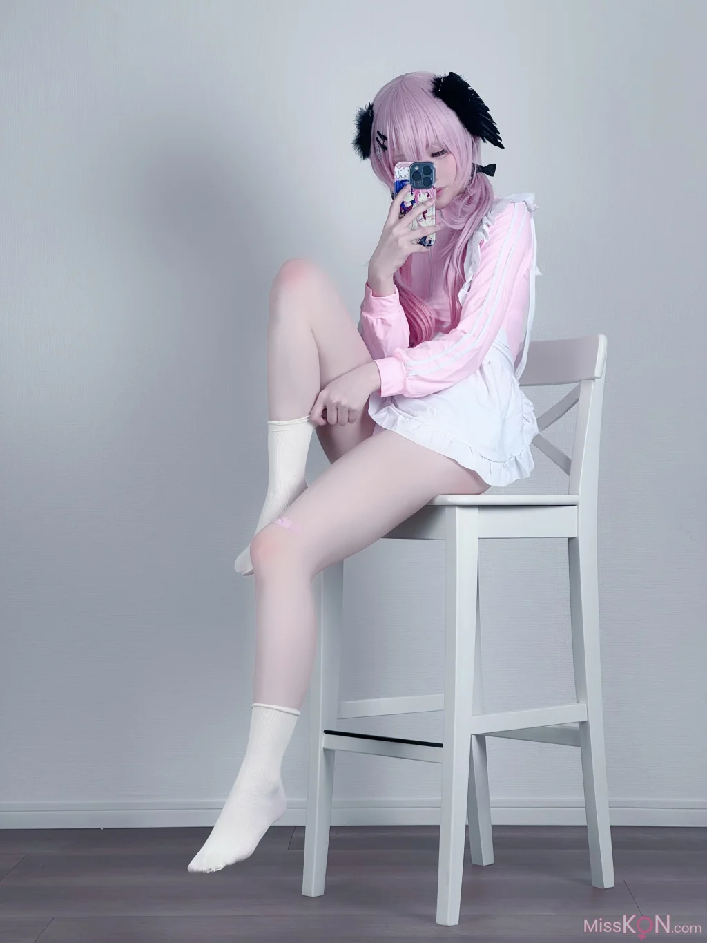 Coser@幼愛Youmeko: 蔚蓝档案 下江小春 体操服 (26 photos)