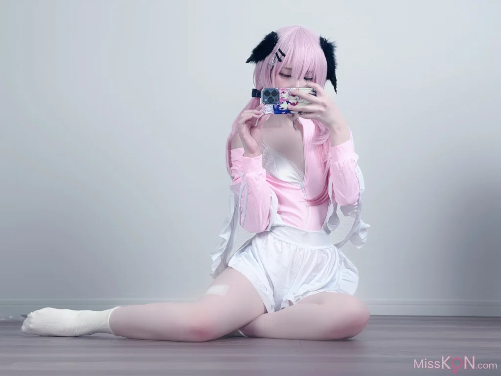 Coser@幼愛Youmeko: 蔚蓝档案 下江小春 体操服 (26 photos) – Page 2