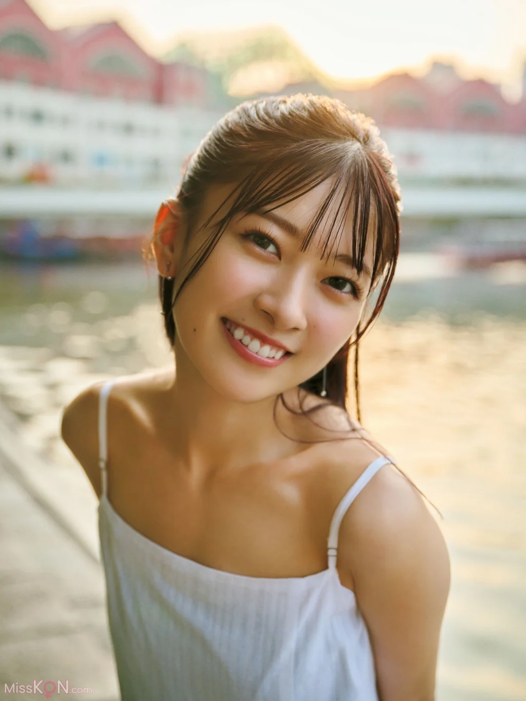 [JP] Nozomi Suzuhara (鈴原希実): 1st写真集 届け (132 photos) – Page 2