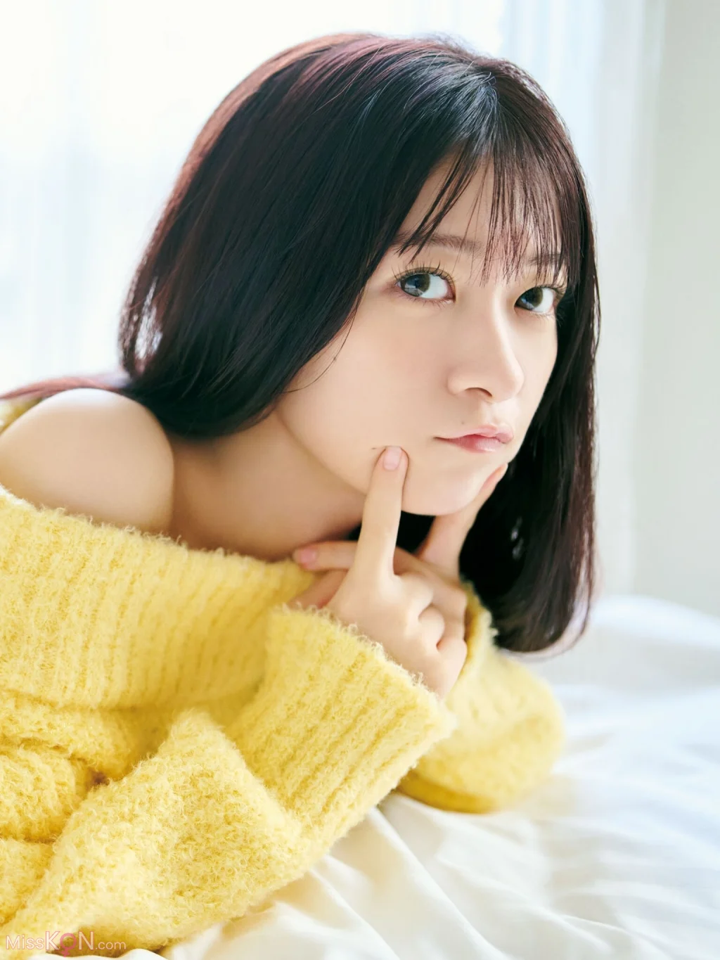[JP] Nozomi Suzuhara (鈴原希実): 1st写真集 届け (132 photos) – Page 2