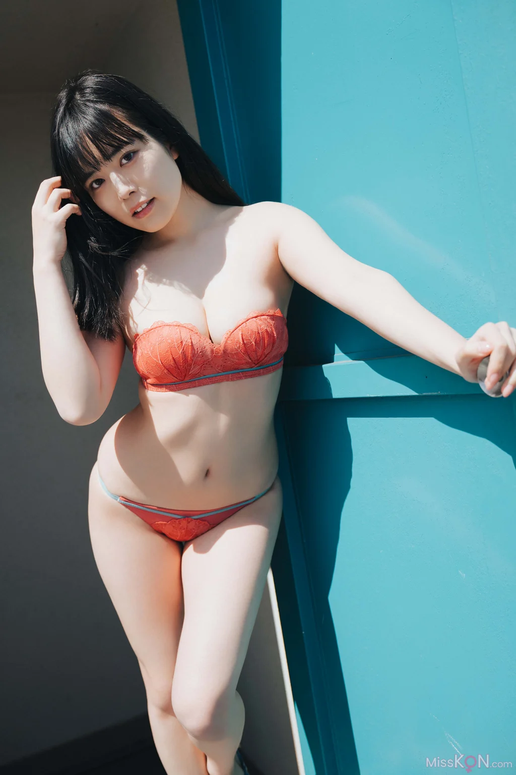 [JP] Shinonome Umi (東雲うみ): 週刊ポストデジタル写真集 うみまみれ (78 photos)