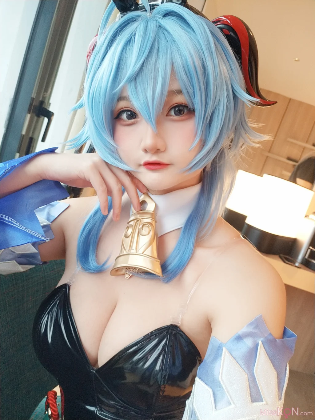 Coser@Xiaoyukiko小鱼: Bunny Ganyu (24 photos)