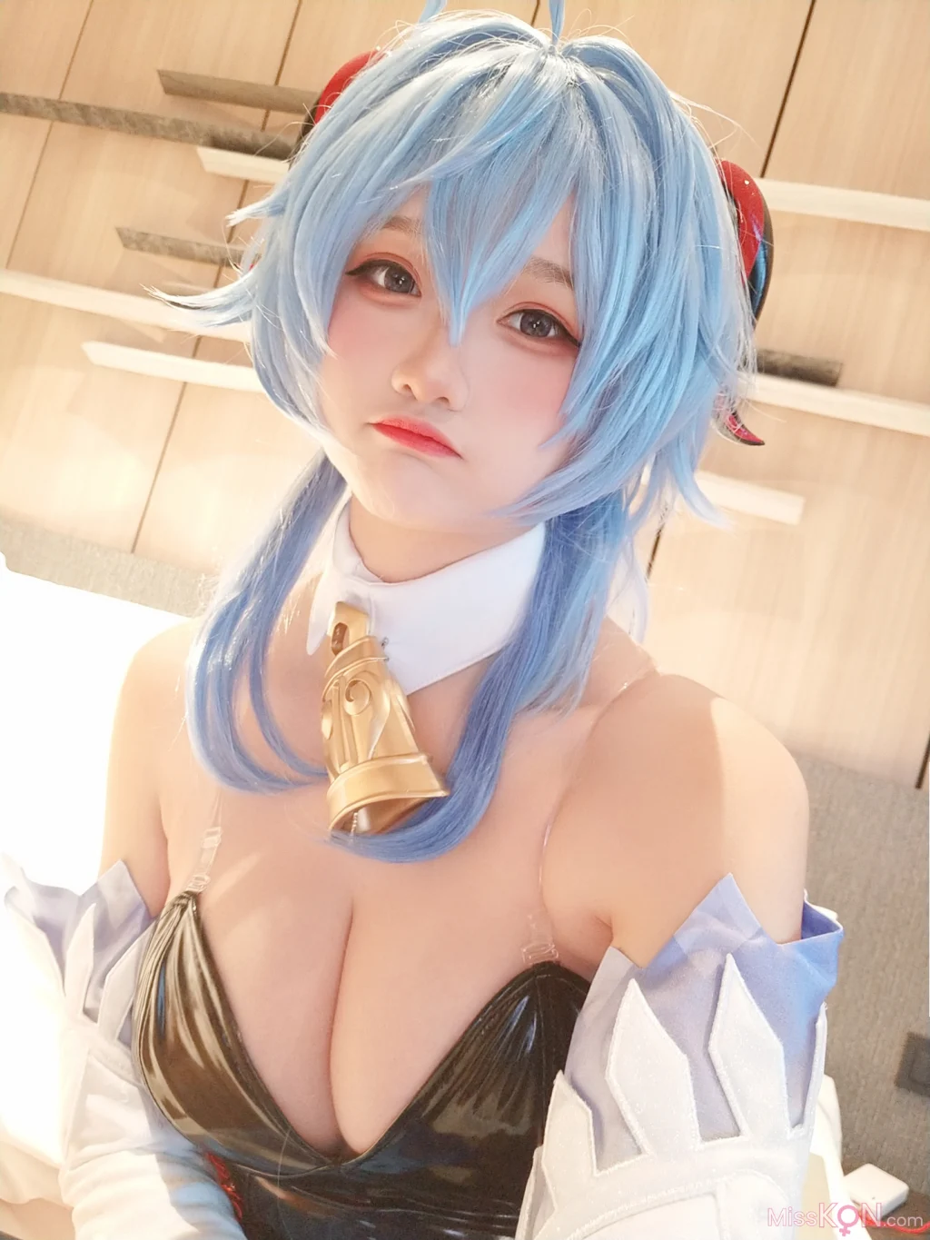 Coser@Xiaoyukiko小鱼: Bunny Ganyu (24 photos) – Page 2