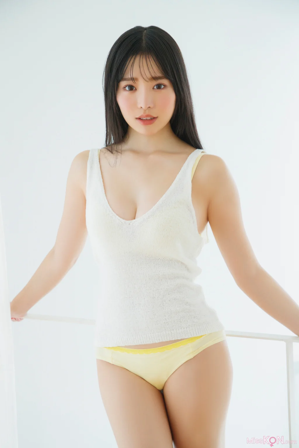 [JP] Momoha Takatsuru (高鶴桃羽): 週刊現代デジタル写真集 二十歳のアラベスク (122 photos)